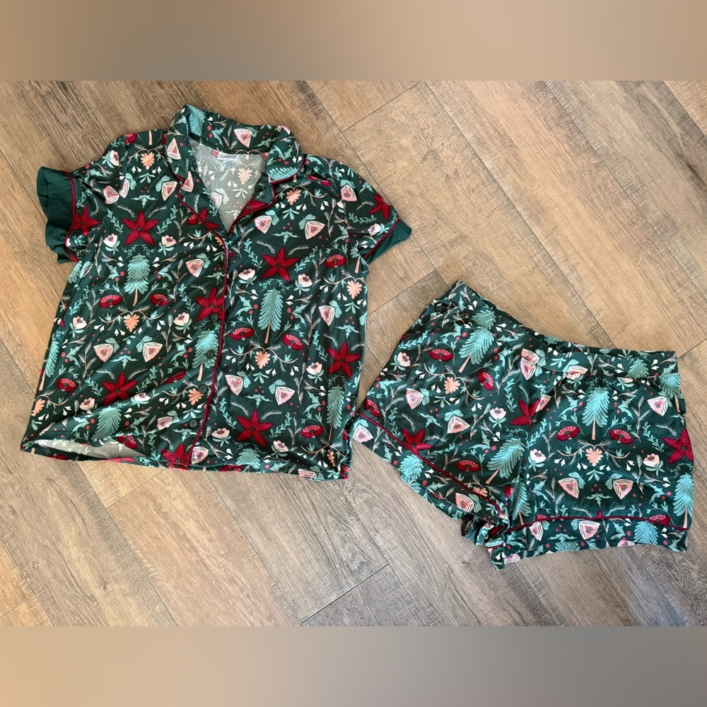 LuLaRoe Tropical Print Pajama Set